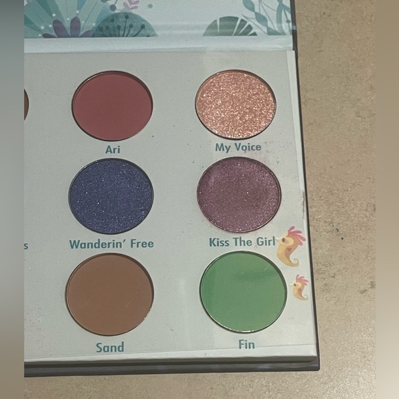 SOLD Disney’s The Little Mermaid Eyeshadow Pallet - Picture 5 of 8